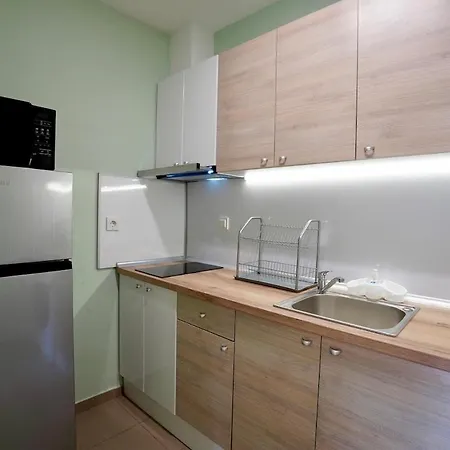 Apartment Near A Metro Station *