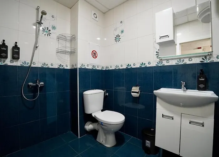 Near A Metro Station Lejlighed *