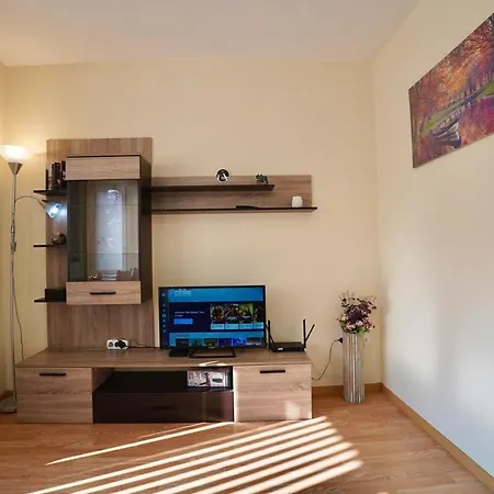 Apartman Near A Metro Station *